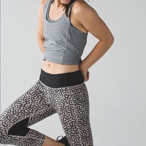 Lululemon Pace Rival Crop Full-On Luxtreme
Ace Spot Grain Black Size 10